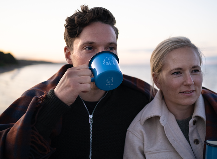 Madam Blå cup large